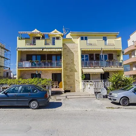 Apartment Smile Split Exterior photo